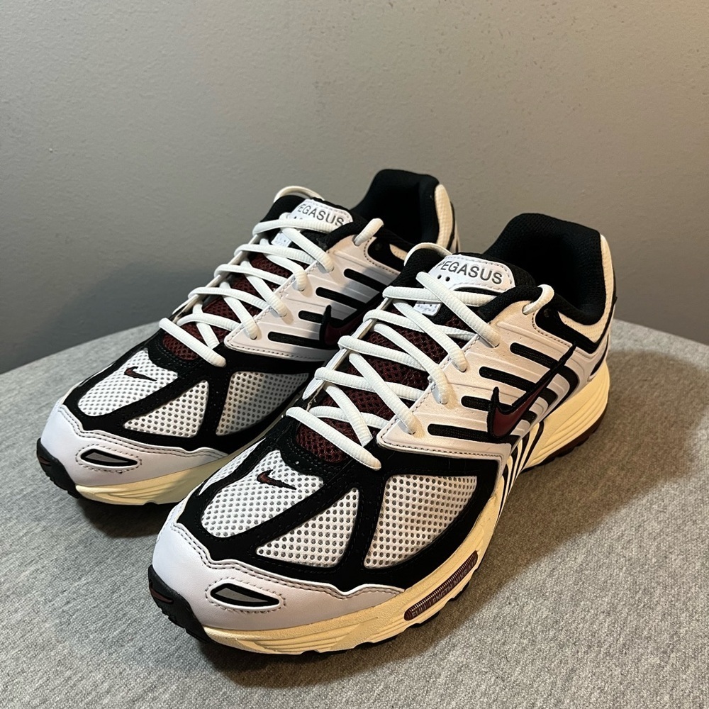 Nike Air Pegasus 2025 White Silver Red Running Men's Shoe Size 9.5 HQ5403 101 - Picture 9 of 11